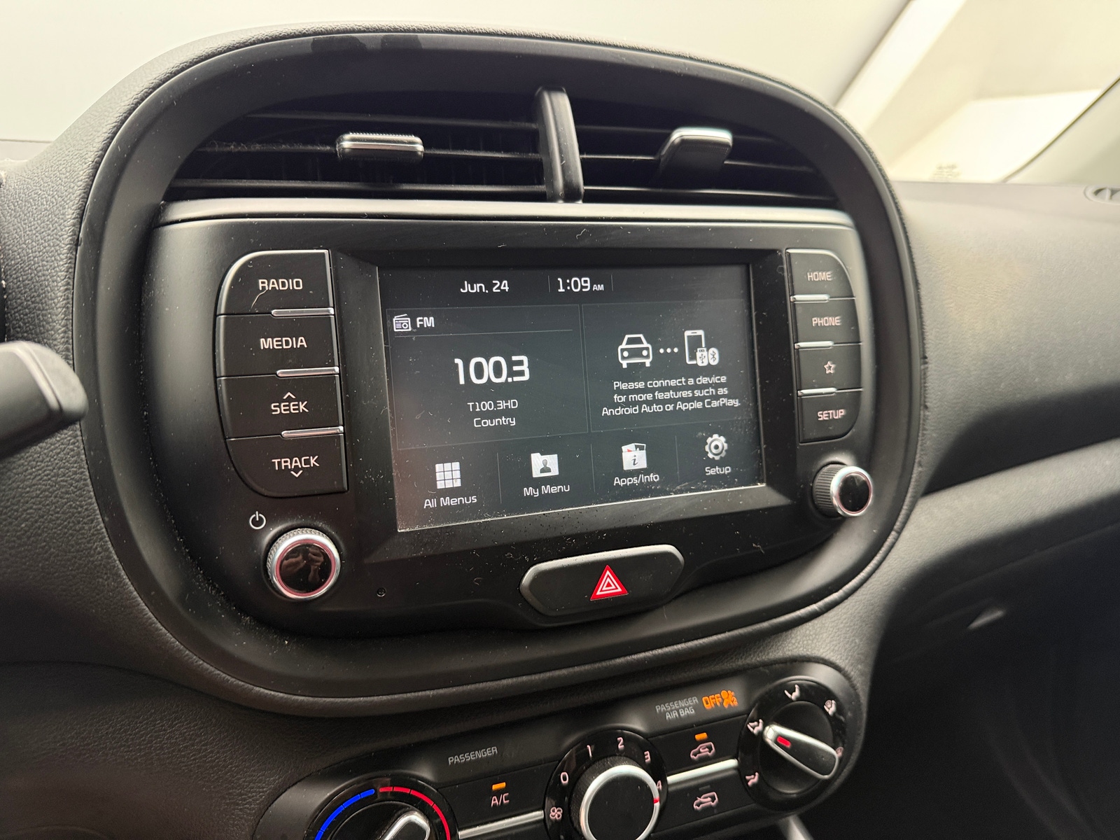 Thumbnail: 2020 Kia Soul - 4