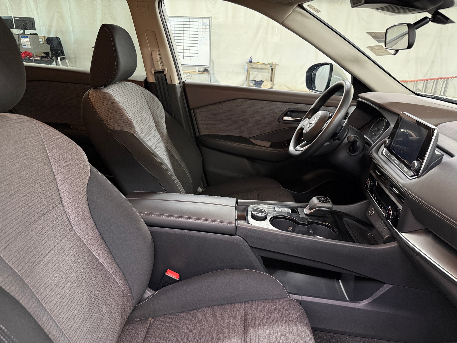 Thumbnail: 2023 Nissan Rogue - 2