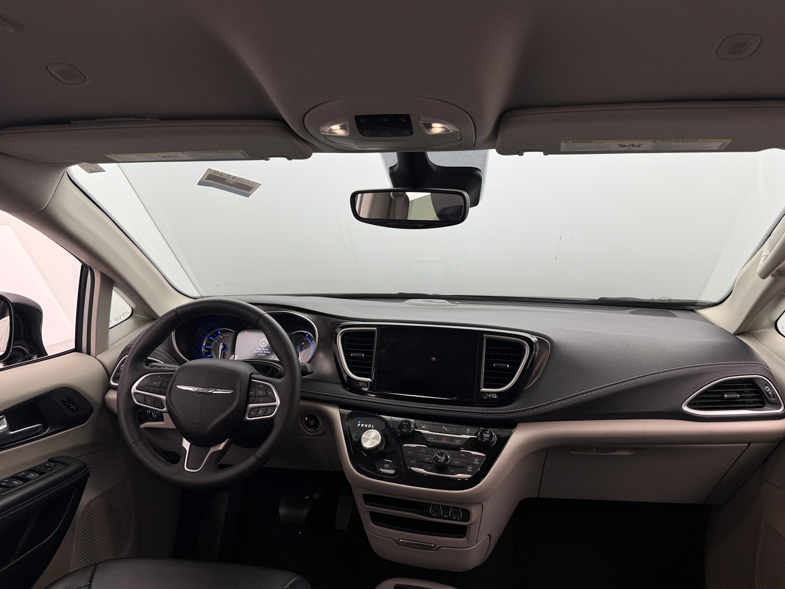 Thumbnail: 2024 Chrysler Pacifica - 2