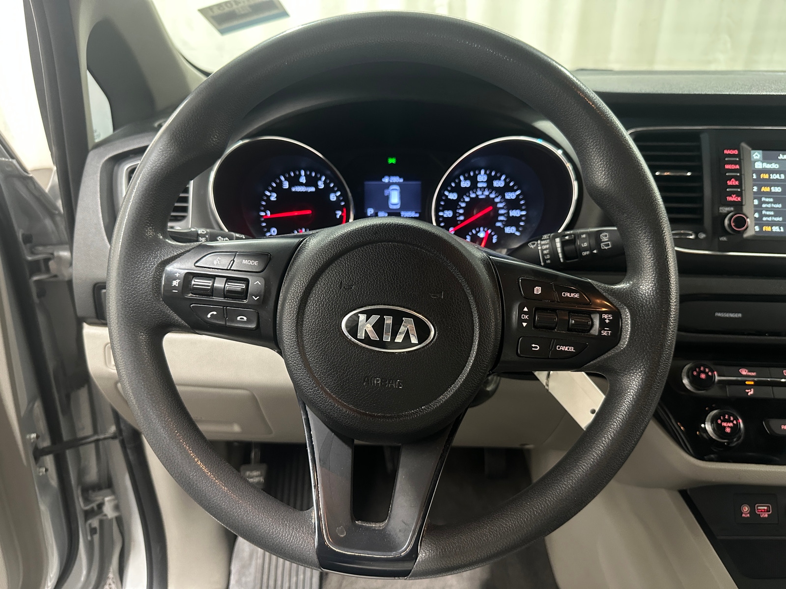 Thumbnail: 2021 Kia Sedona - 5