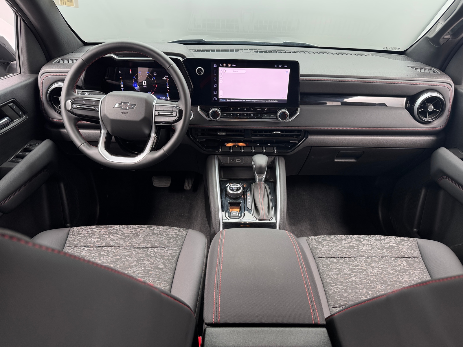 Thumbnail: 2023 Chevrolet Colorado - 3