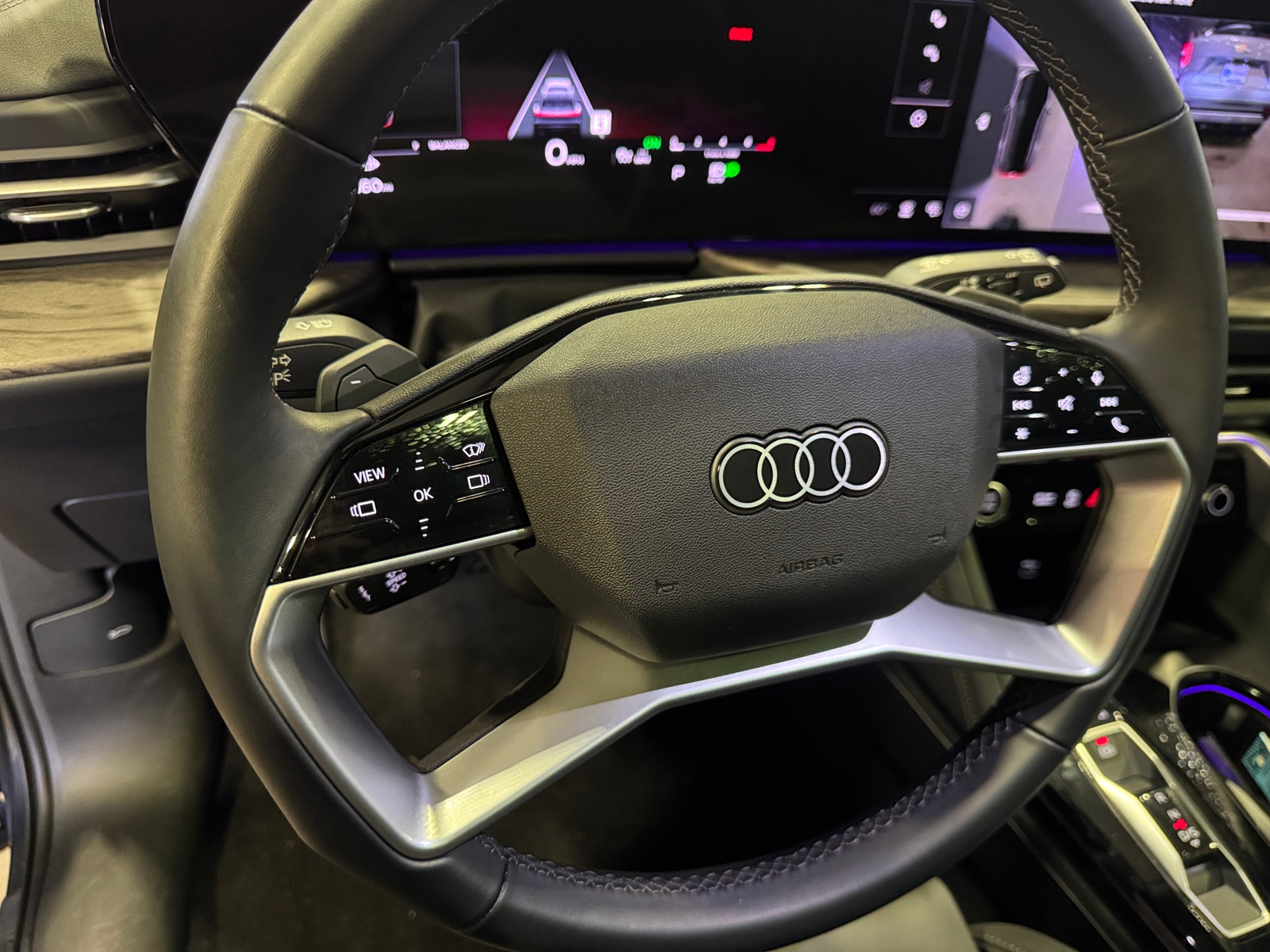 Thumbnail: 2025 Audi Q5 - 4