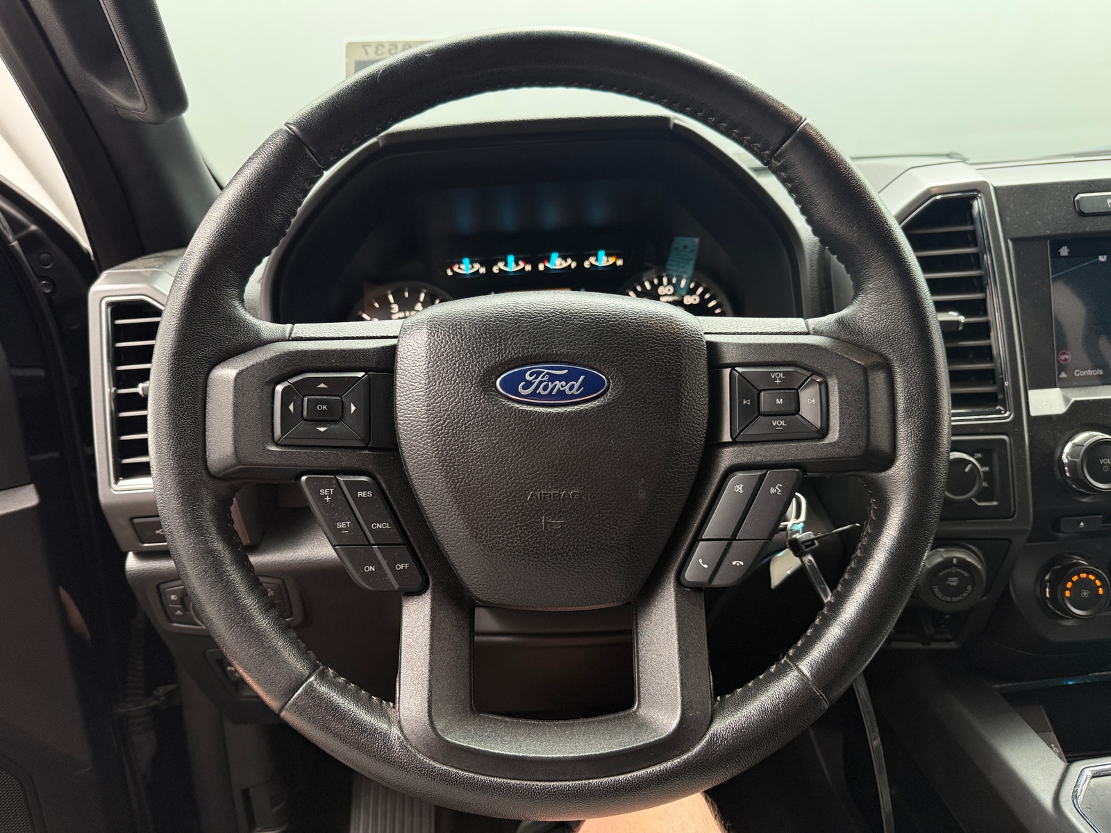 Thumbnail: 2018 Ford Econoline - 5