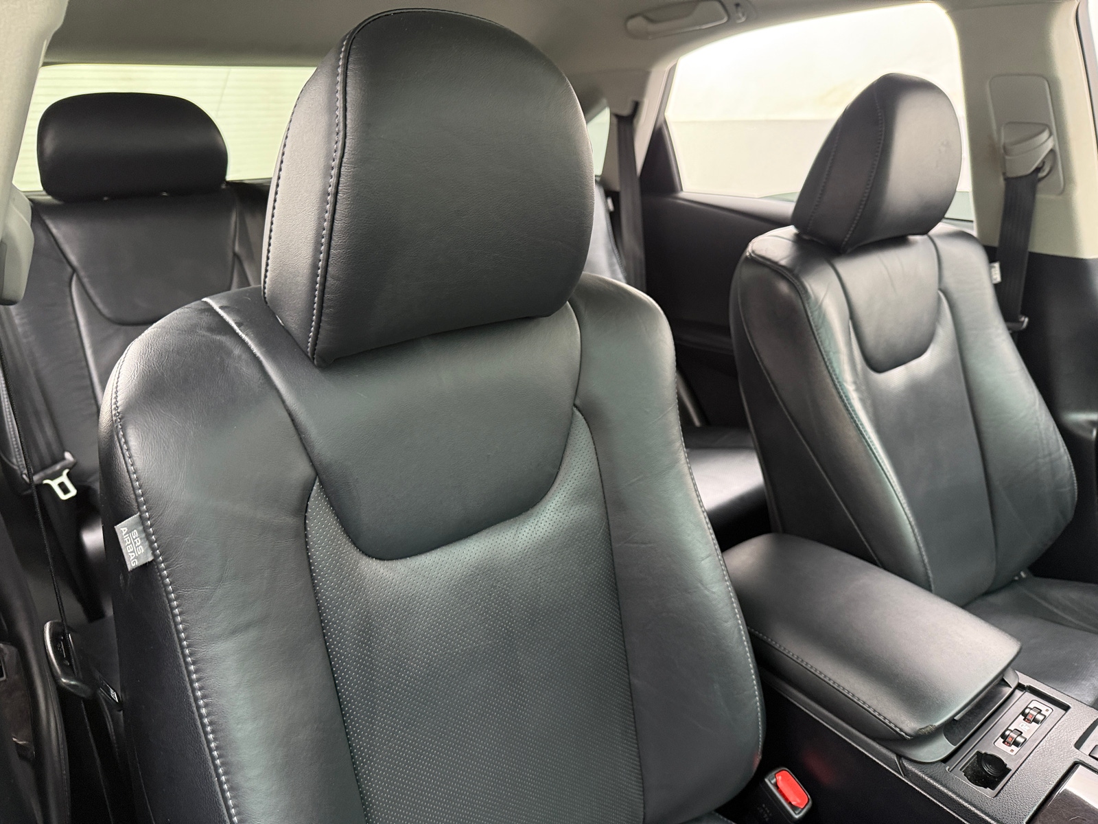 Thumbnail: 2015 Lexus RX - 2