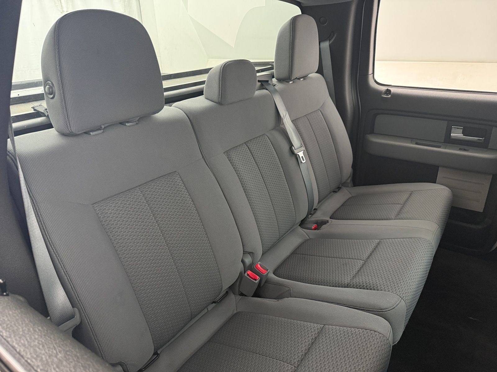 Thumbnail: 2014 Ford Econoline - 6