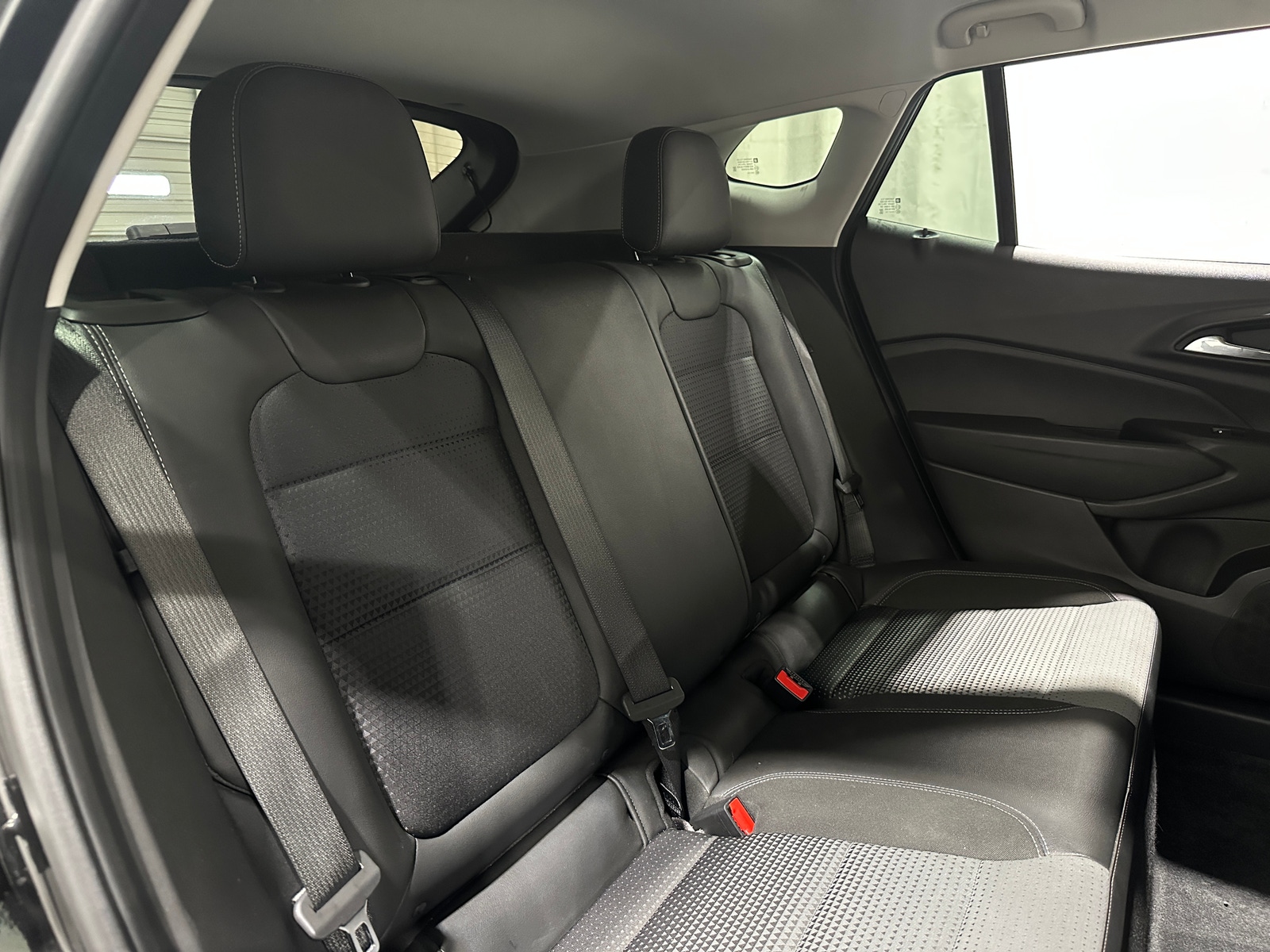 Thumbnail: 2025 Chevrolet Trax - 6