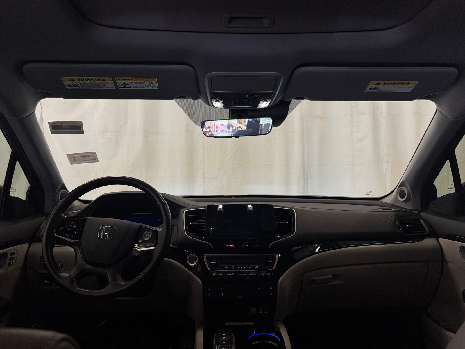 Thumbnail: 2019 Honda Pilot - 2