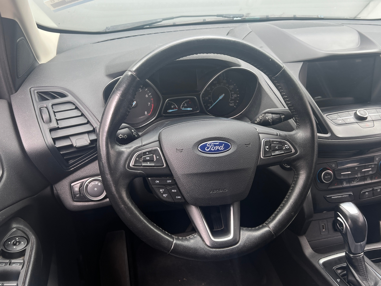Thumbnail: 2019 Ford Escape - 4