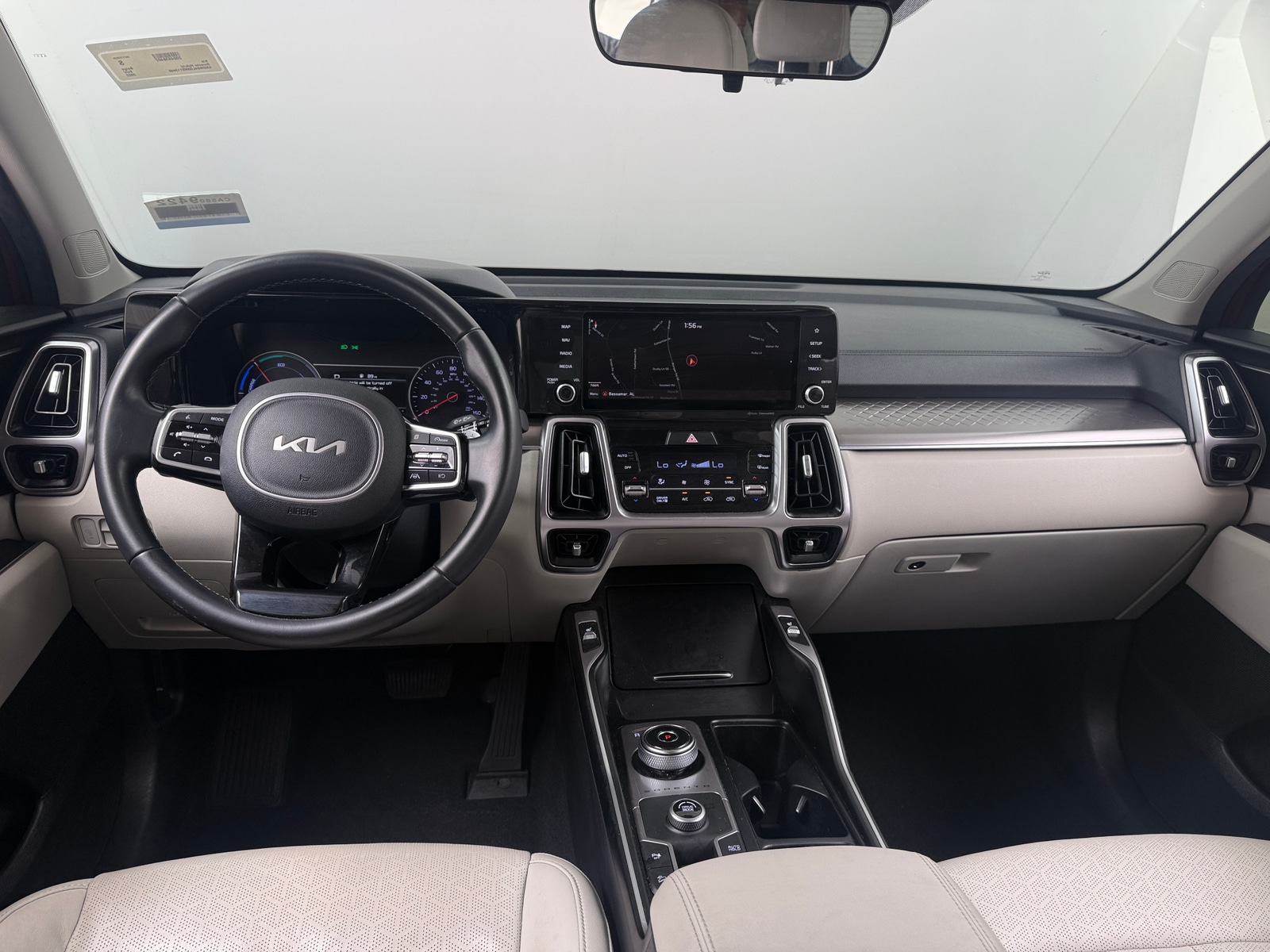 Thumbnail: 2022 Kia Sorento - 2