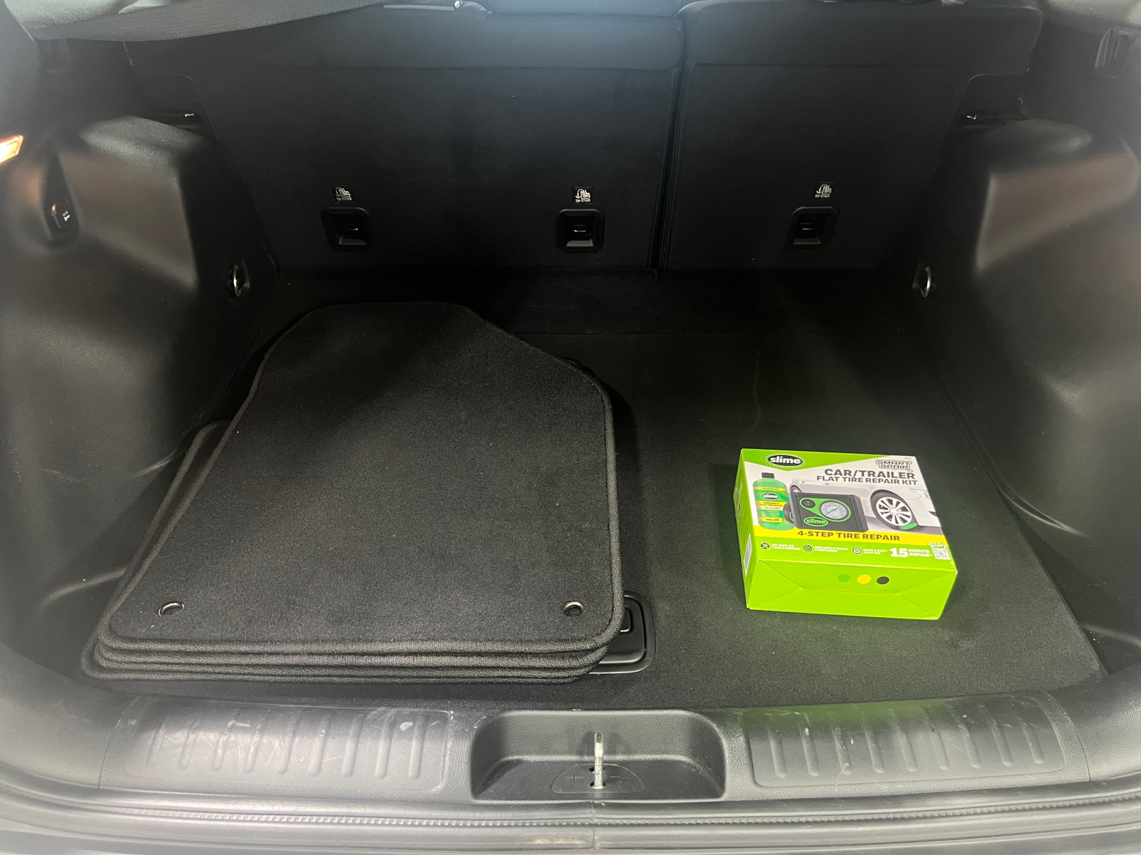 Thumbnail: 2019 Jeep Cherokee - 7
