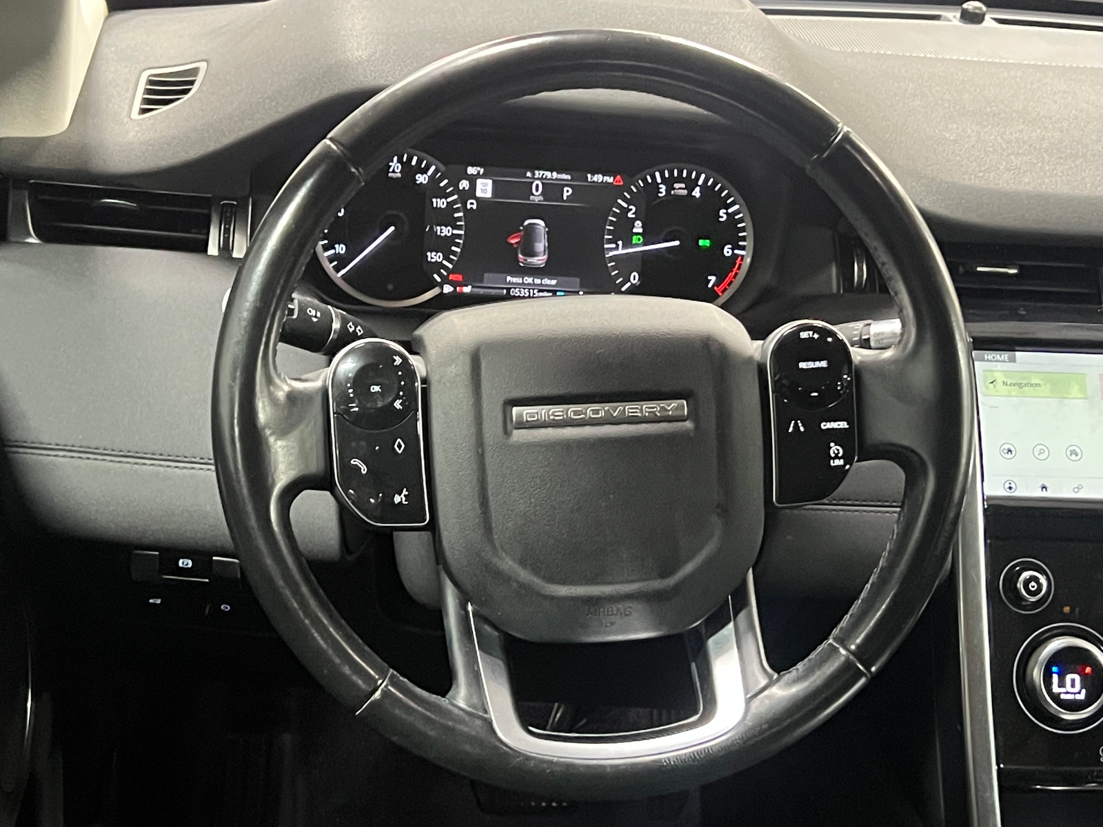 Thumbnail: 2020 Land Rover Discovery Sport - 4
