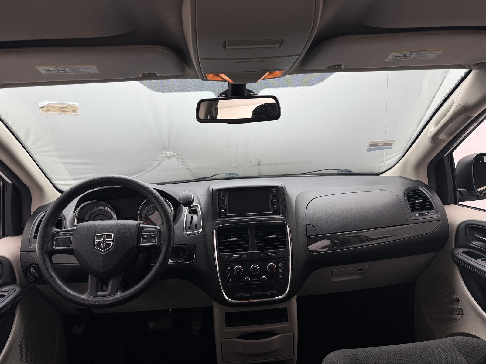 Thumbnail: 2019 Dodge Grand Caravan - 3