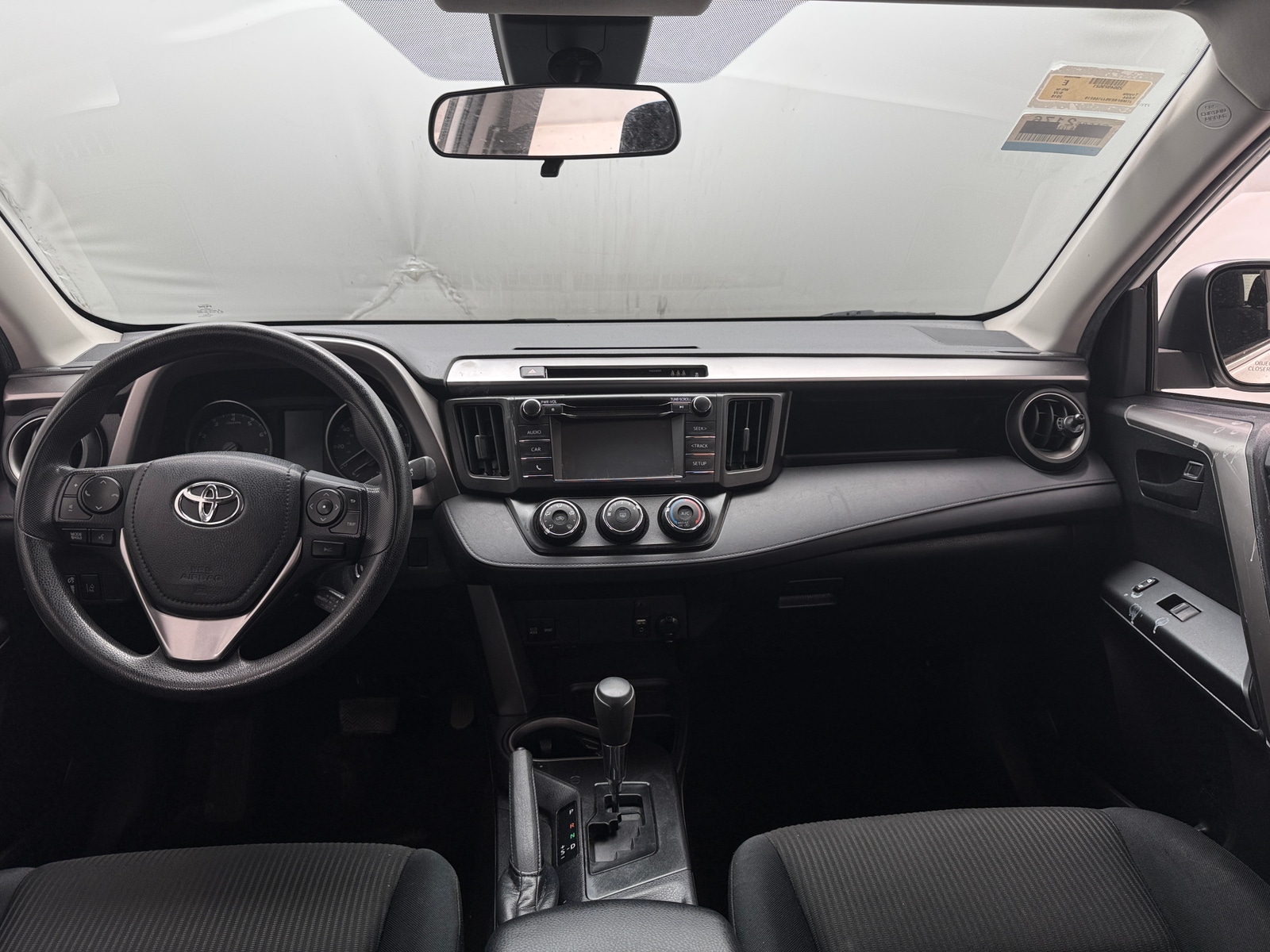 Thumbnail: 2018 Toyota RAV4 - 3