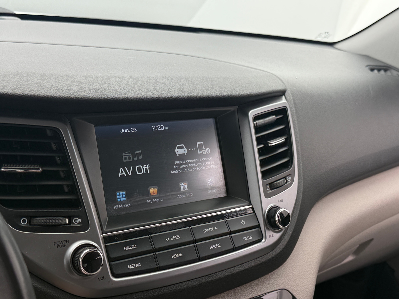 Thumbnail: 2018 Hyundai Tucson - 4