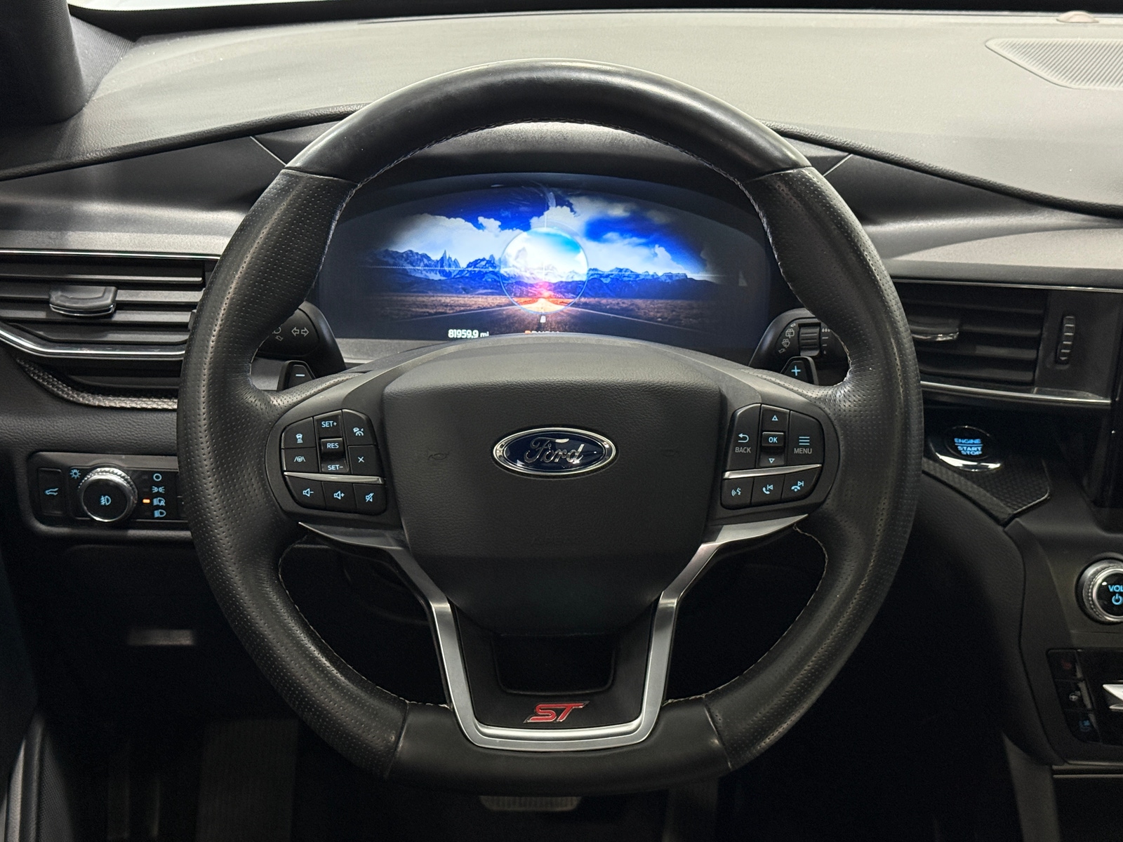 Thumbnail: 2020 Ford Explorer - 4