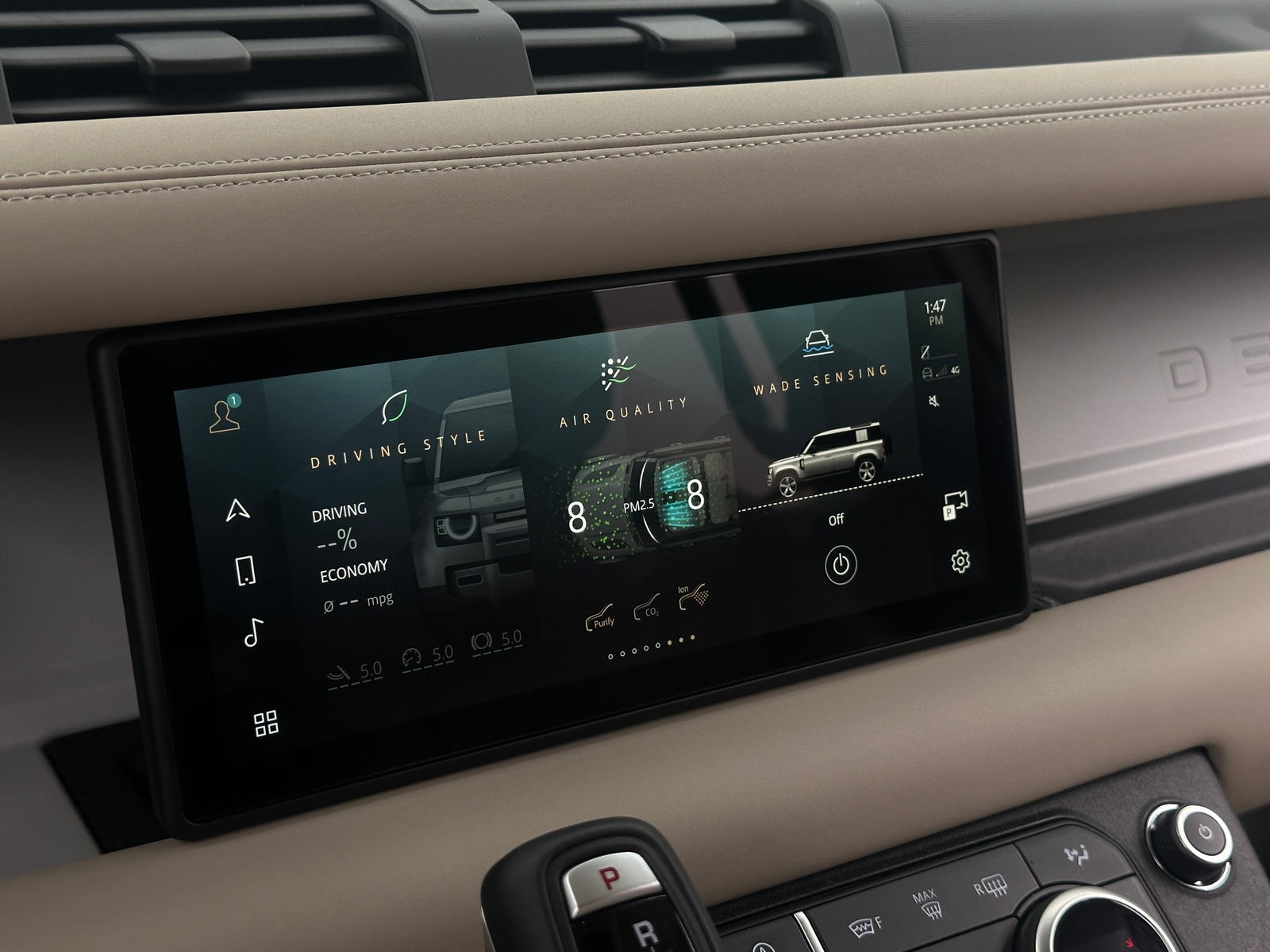 Thumbnail: 2024 Land Rover Defender - 3