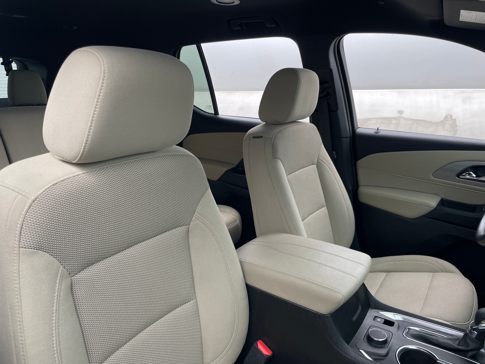 Thumbnail: 2022 Chevrolet Traverse - 2