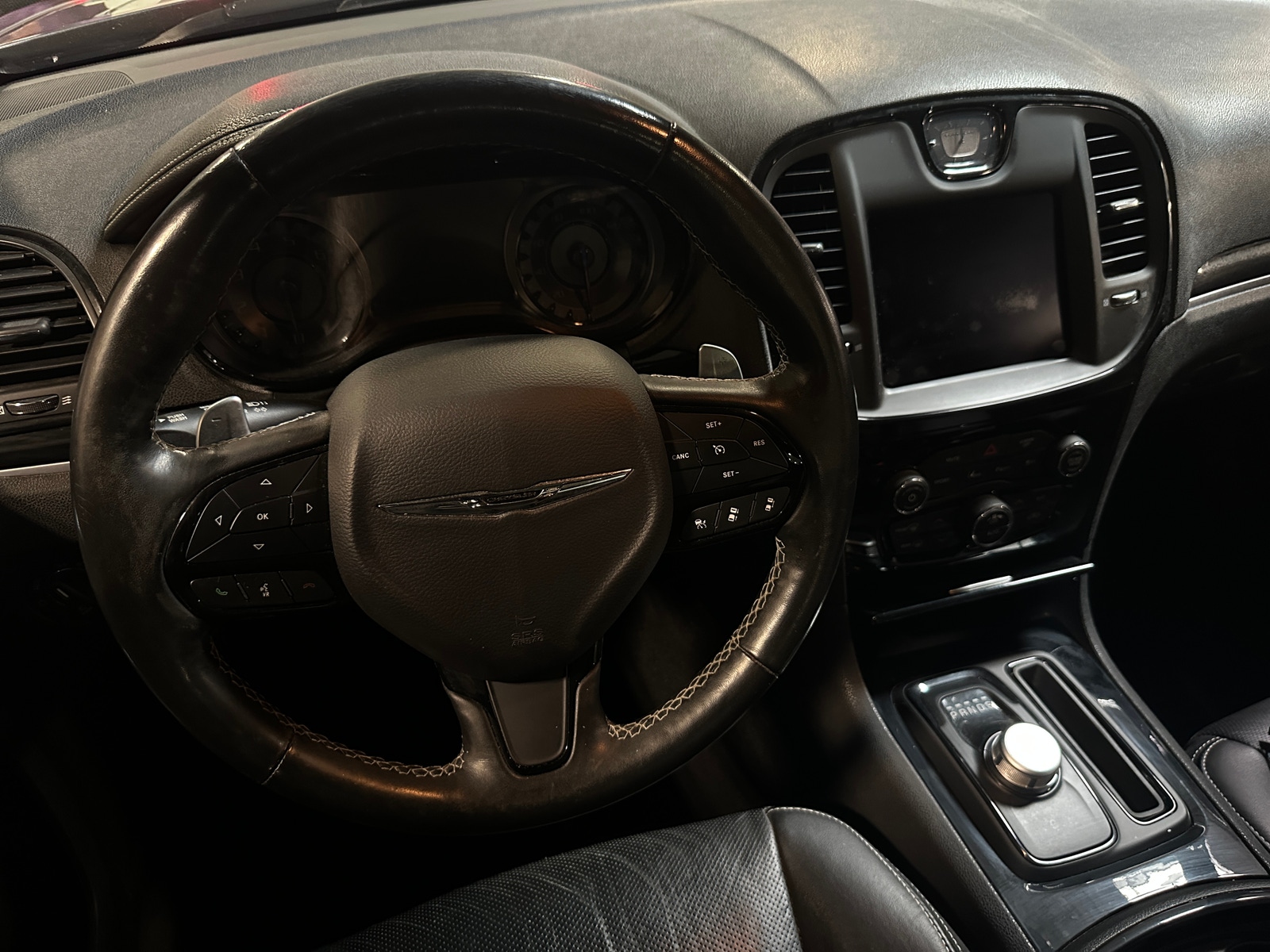 Thumbnail: 2019 Chrysler 300 - 4