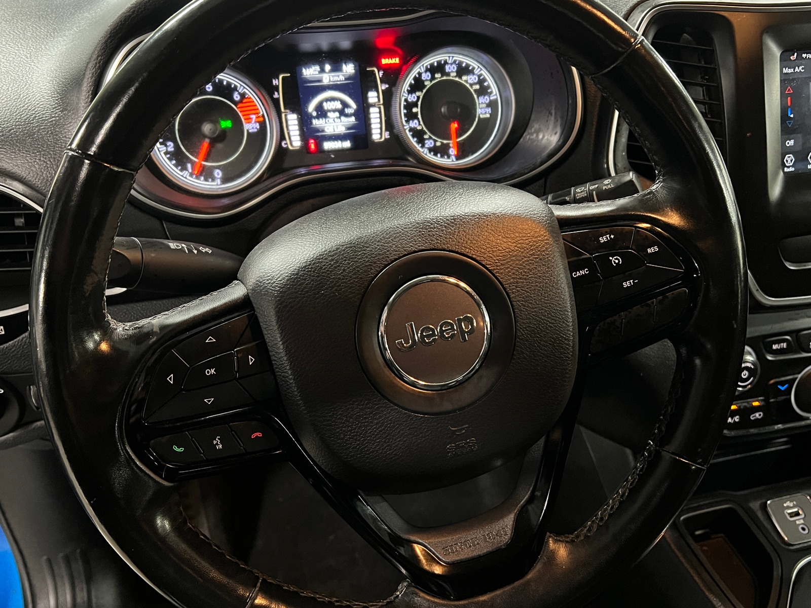 Thumbnail: 2020 Jeep Cherokee - 5