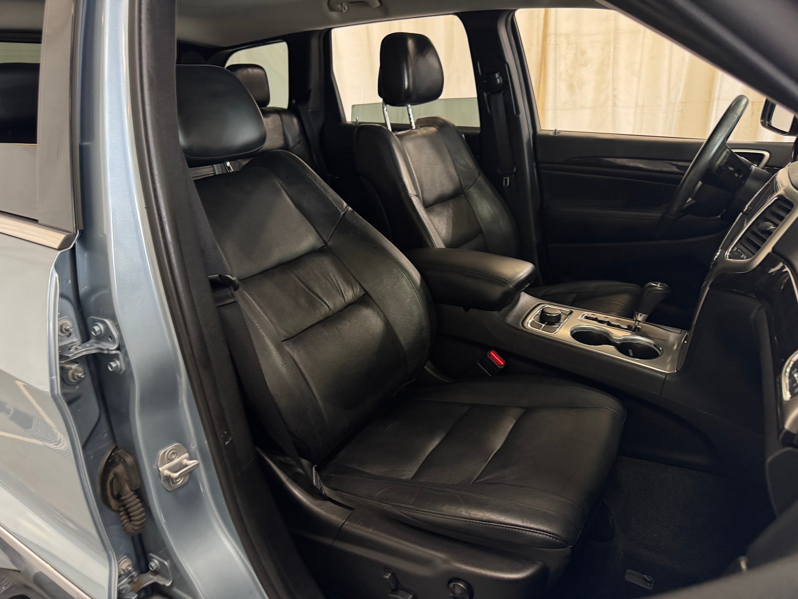 Thumbnail: 2013 Jeep Grand Cherokee - 2