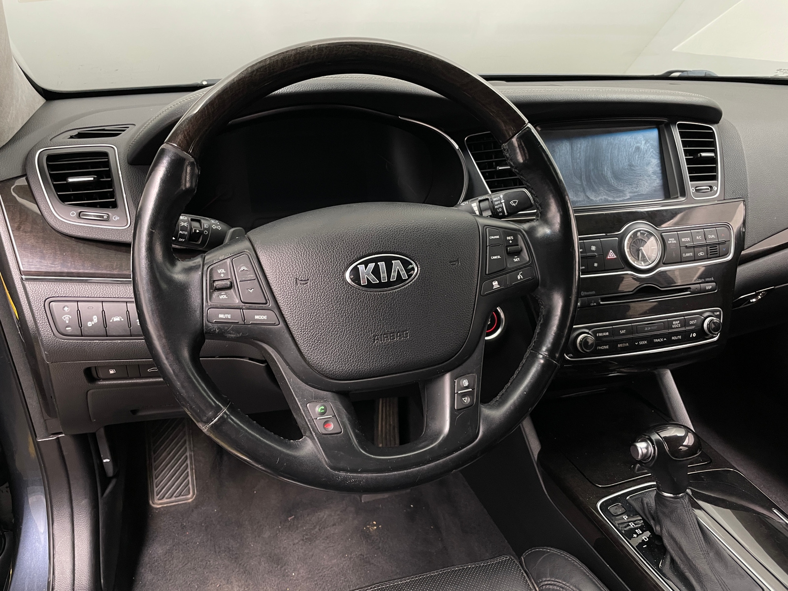 Thumbnail: 2015 Kia Cadenza - 4