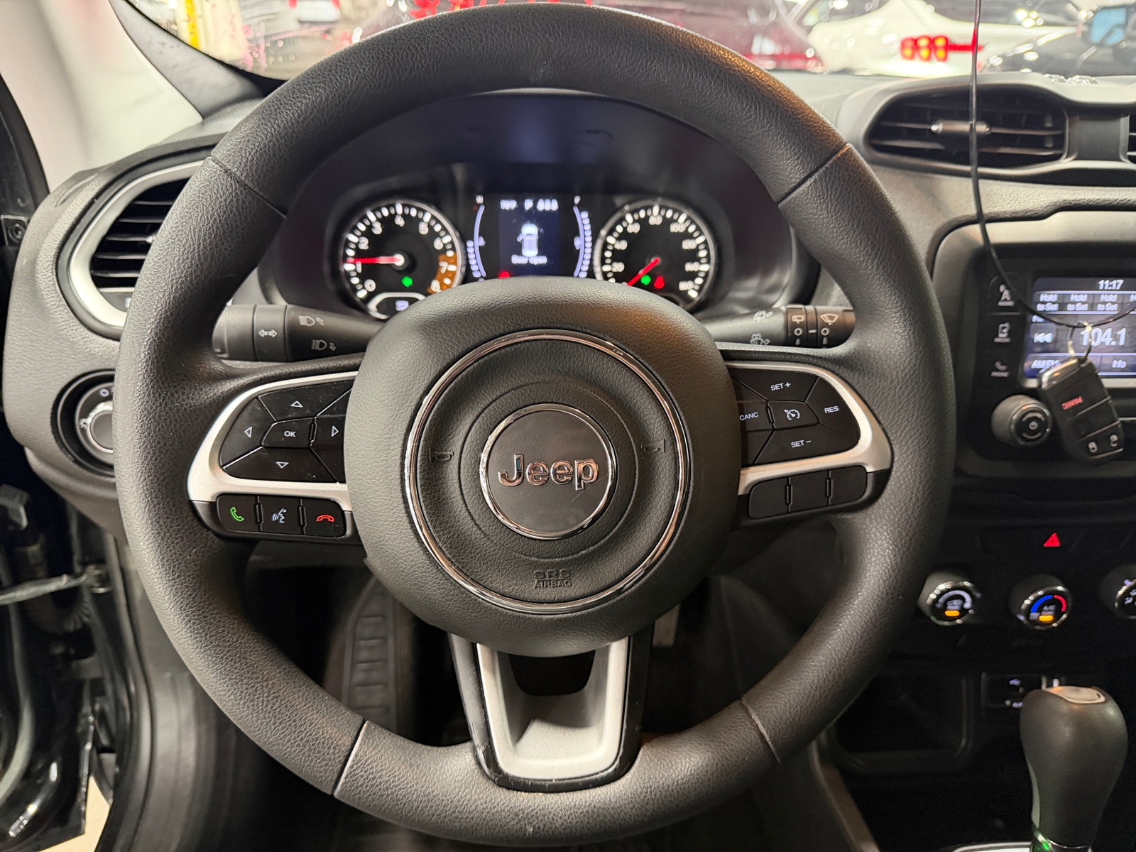 Thumbnail: 2019 Jeep Renegade - 5