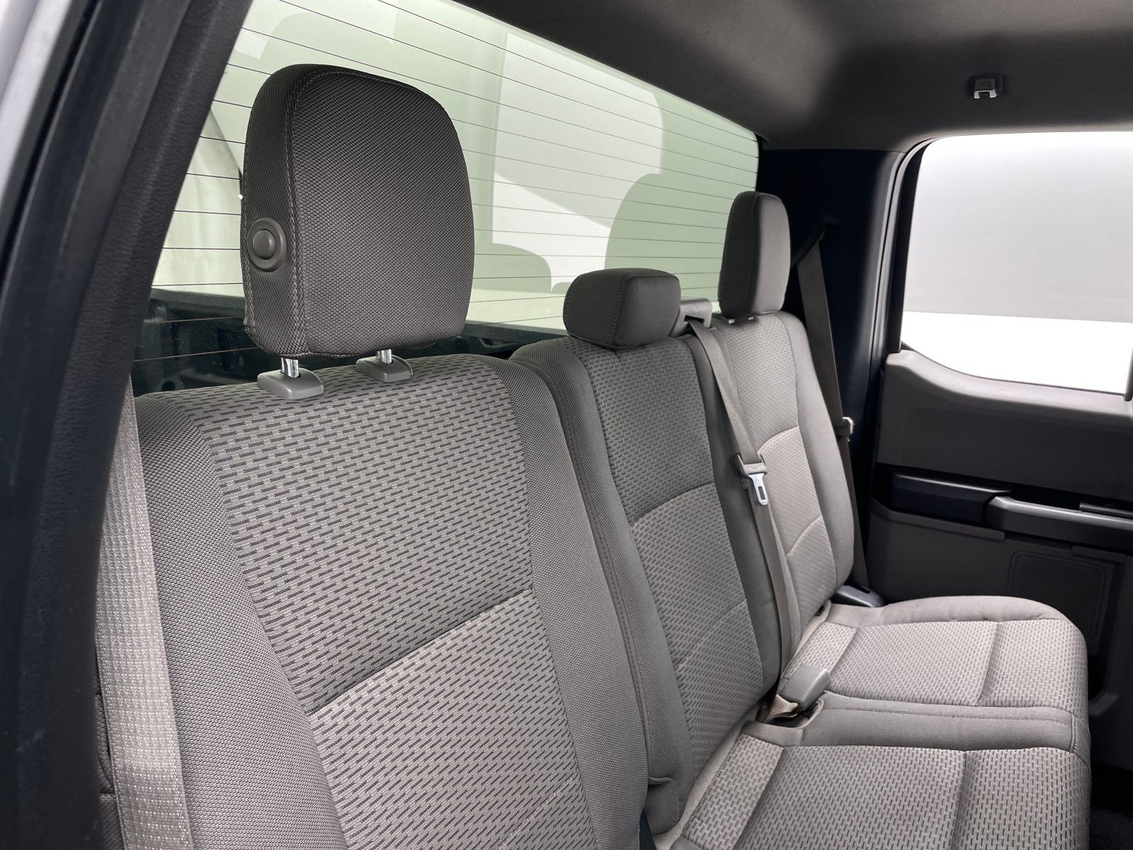 Thumbnail: 2015 Ford Econoline - 6