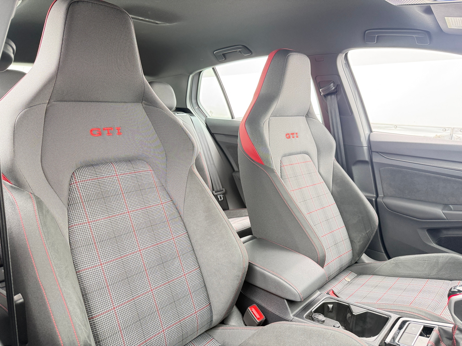Thumbnail: 2024 Volkswagen Golf - 2