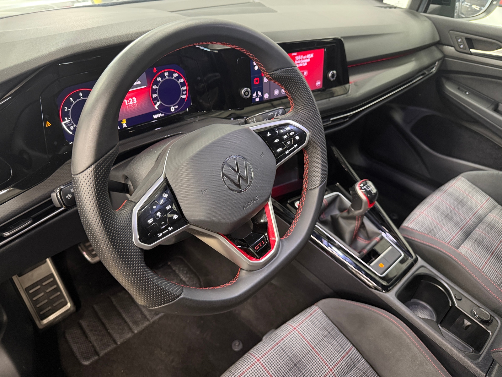 Thumbnail: 2024 Volkswagen Golf - 5