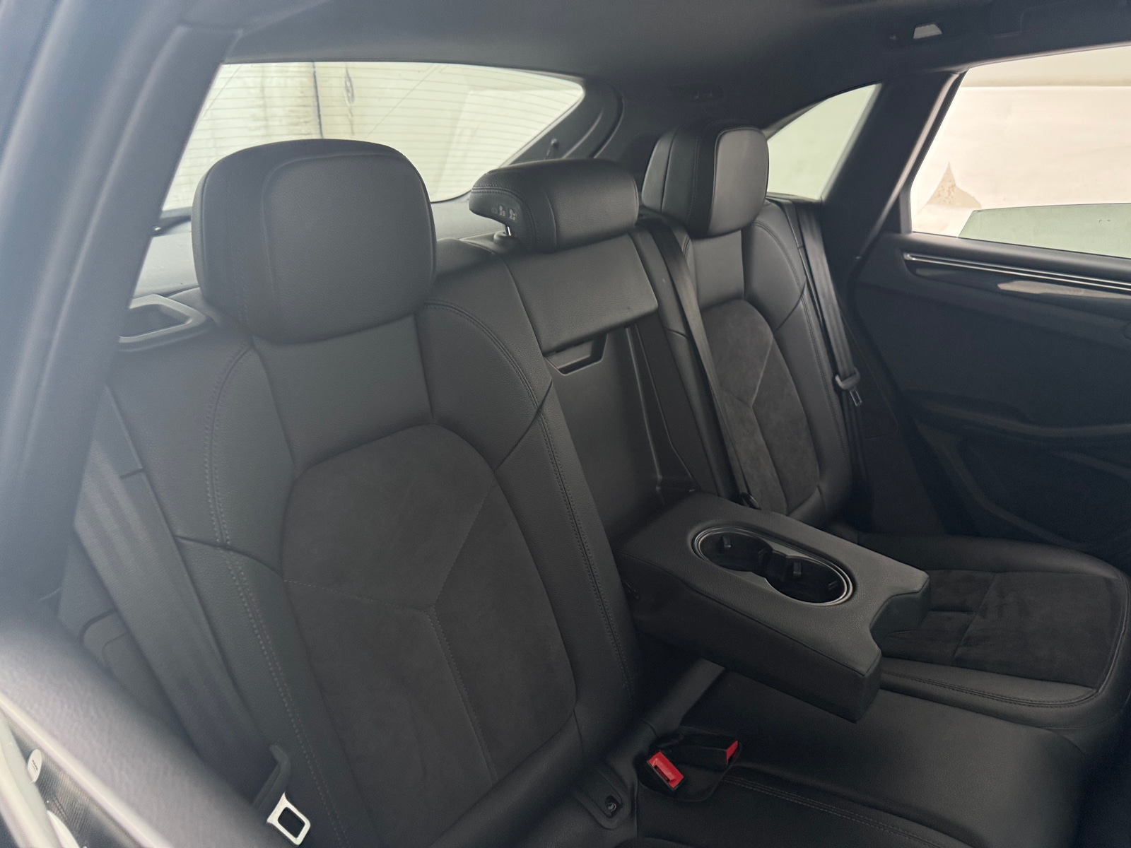 Thumbnail: 2019 Porsche Macan - 5