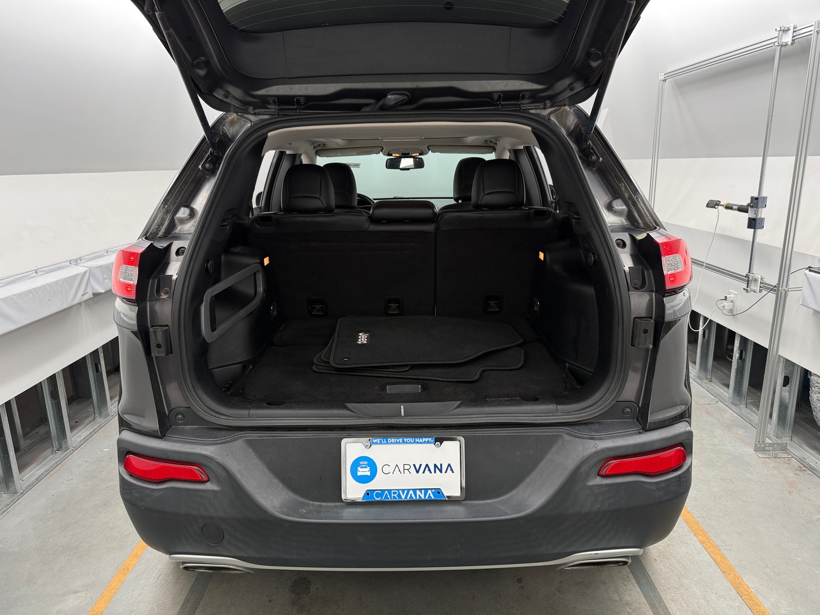 Thumbnail: 2015 Jeep Cherokee - 6