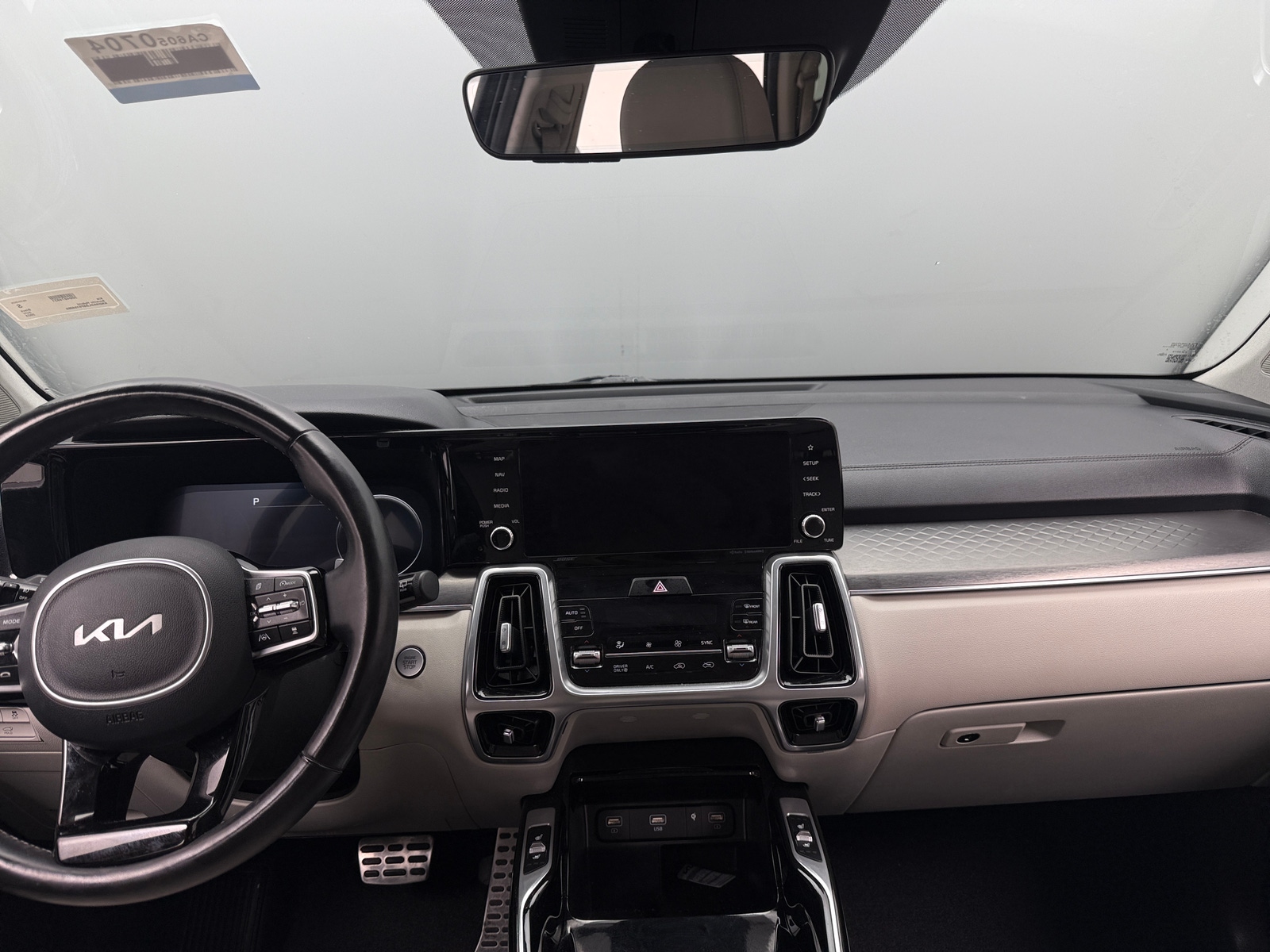 Thumbnail: 2023 Kia Sorento - 2