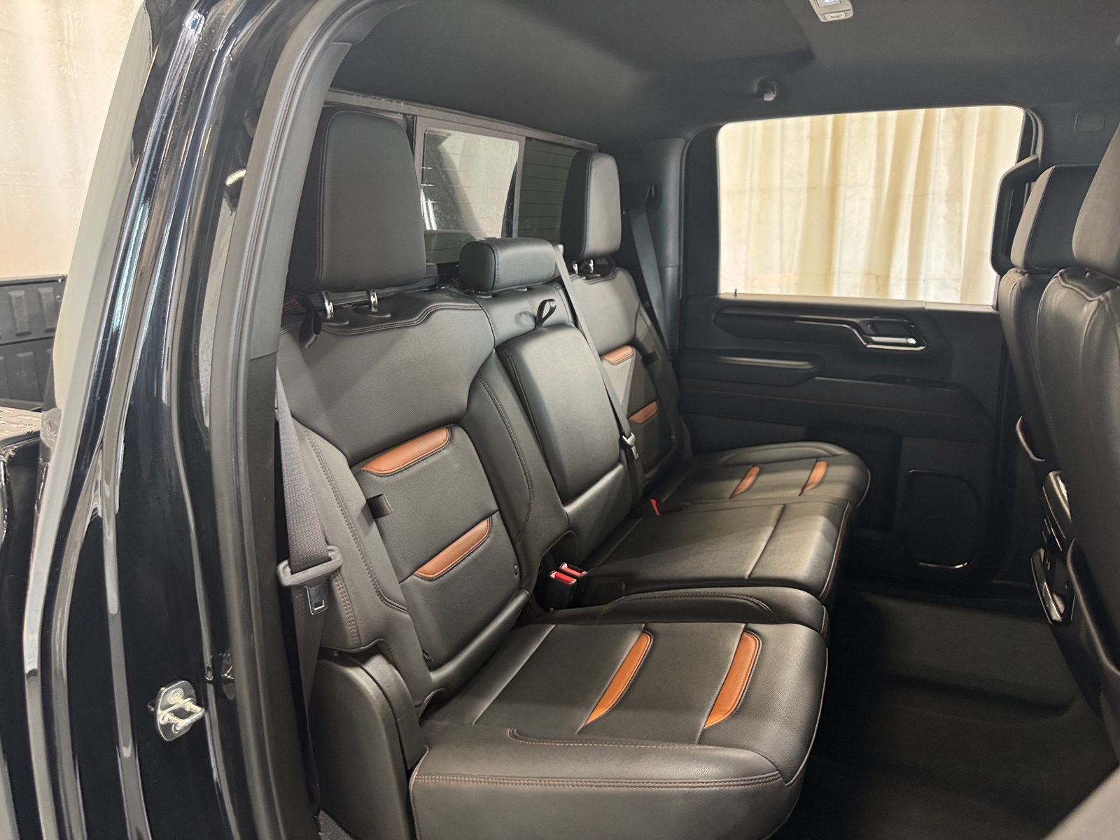 Thumbnail: 2024 GMC Sierra 2500 - 5