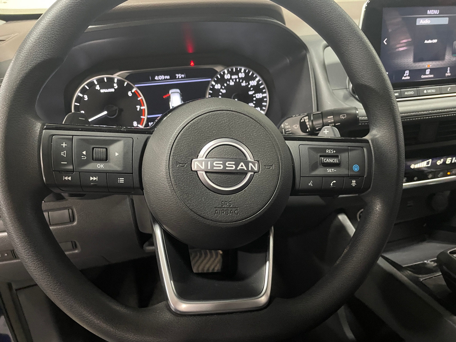 Thumbnail: 2023 Nissan Rogue - 5