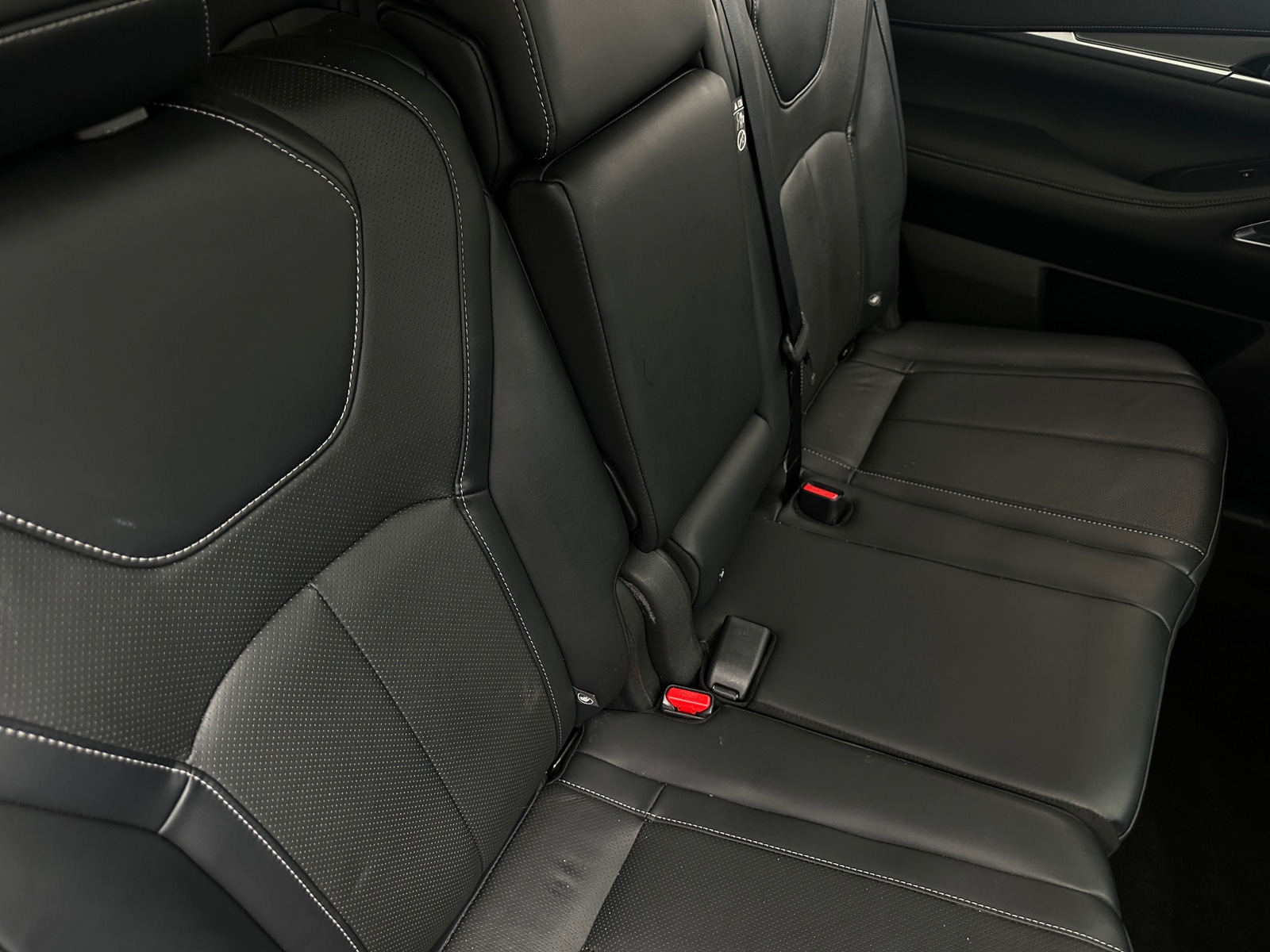 Thumbnail: 2023 INFINITI QX60 - 5