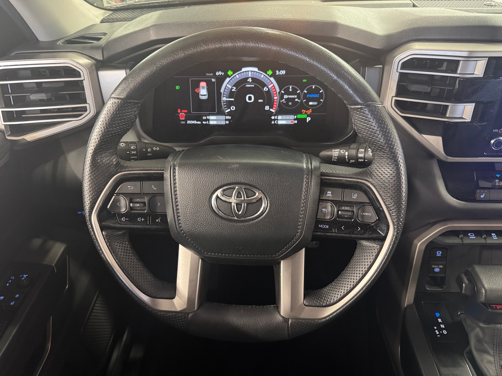 Thumbnail: 2024 Toyota Sequoia - 5