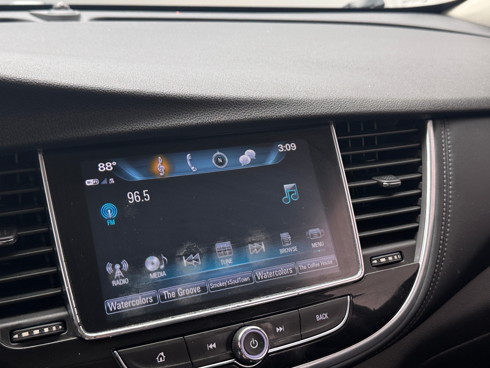 Thumbnail: 2019 Buick Encore - 3