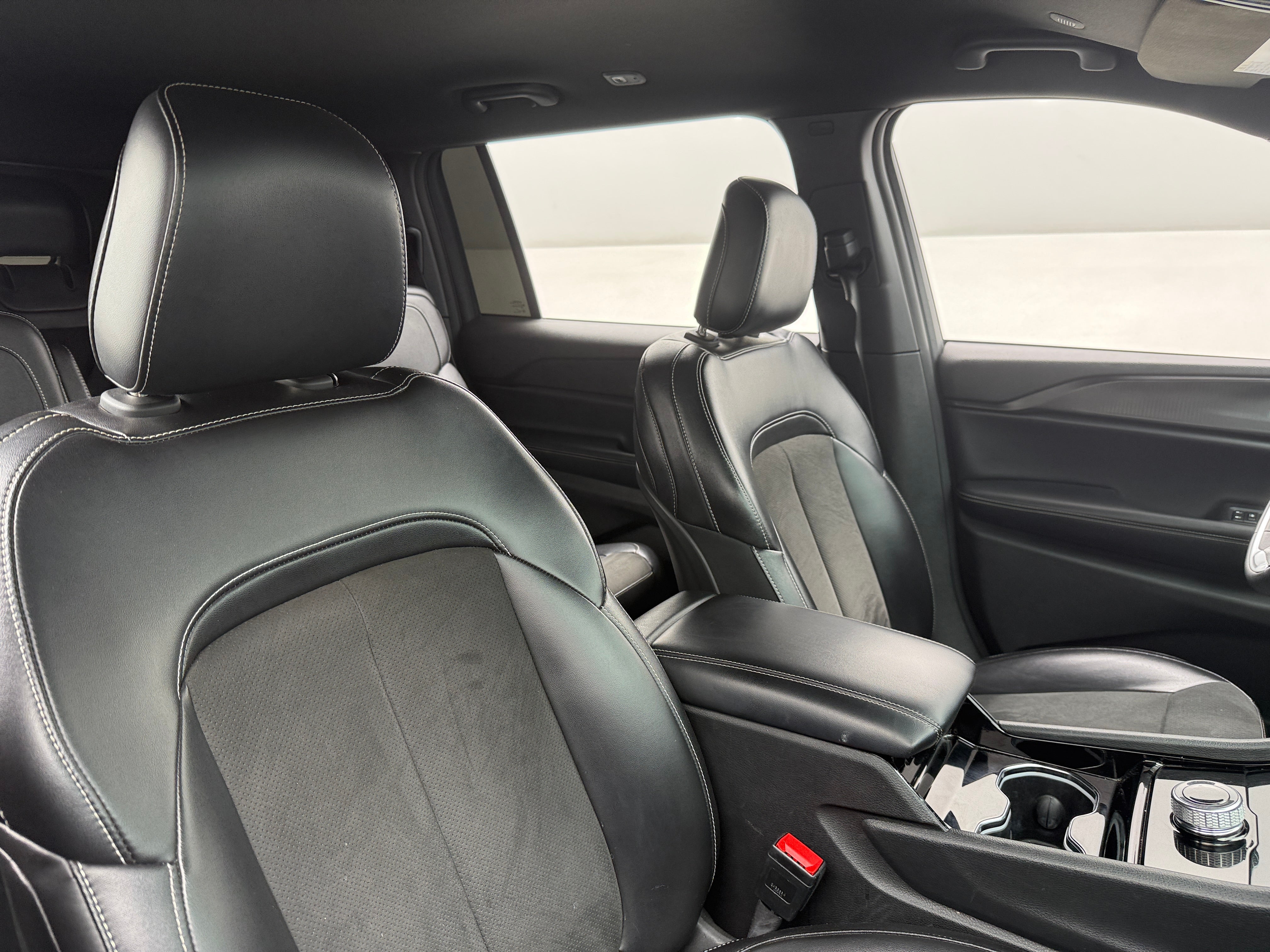 2023 Jeep Grand Cherokee L Altitude - Photo 6