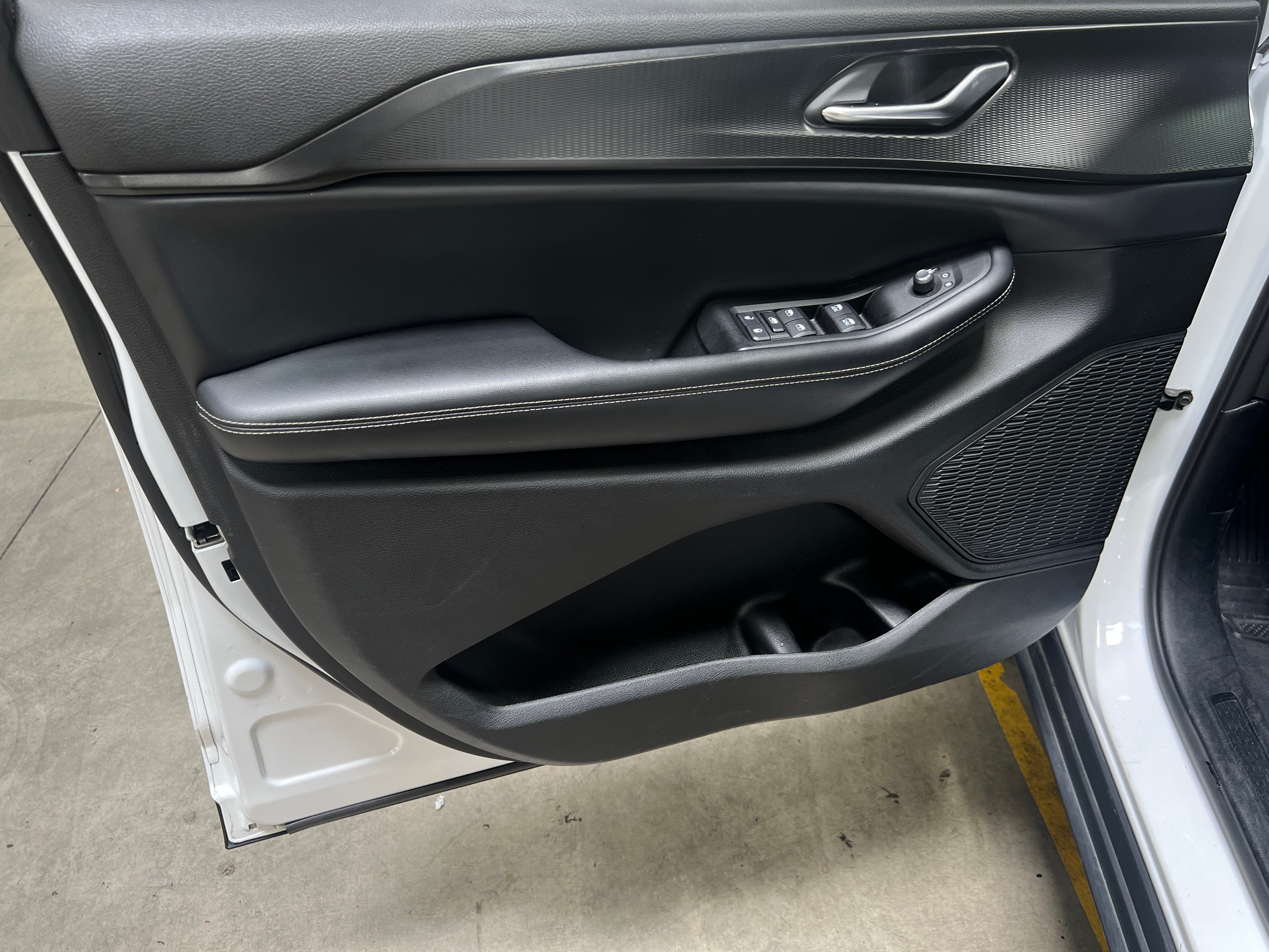 2023 Jeep Grand Cherokee L Altitude - Photo 10