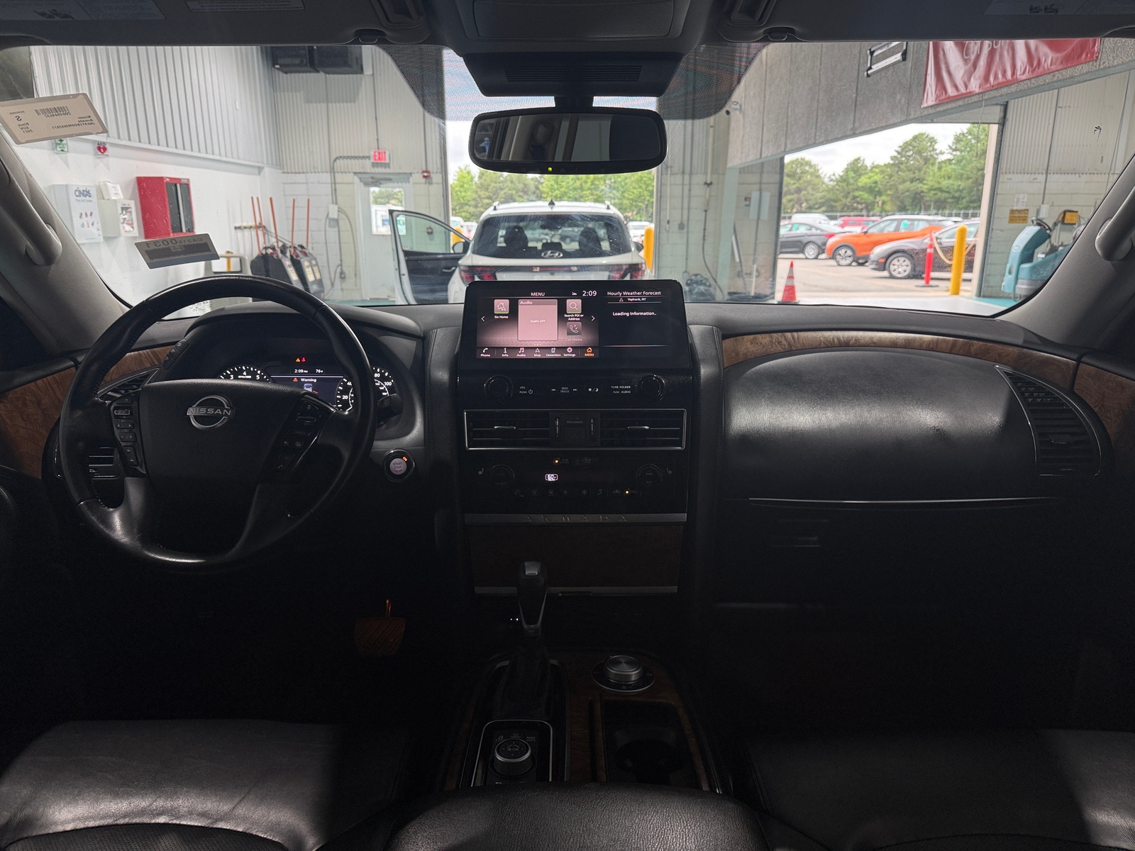 Thumbnail: 2021 Nissan Armada - 2