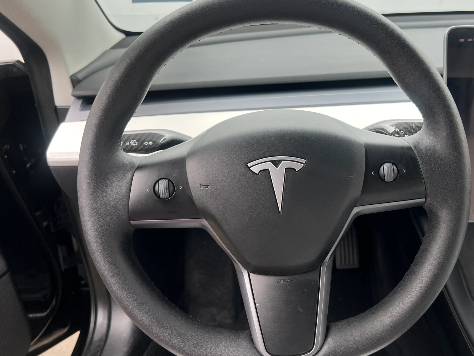 Thumbnail: 2023 Tesla Model 3 - 4