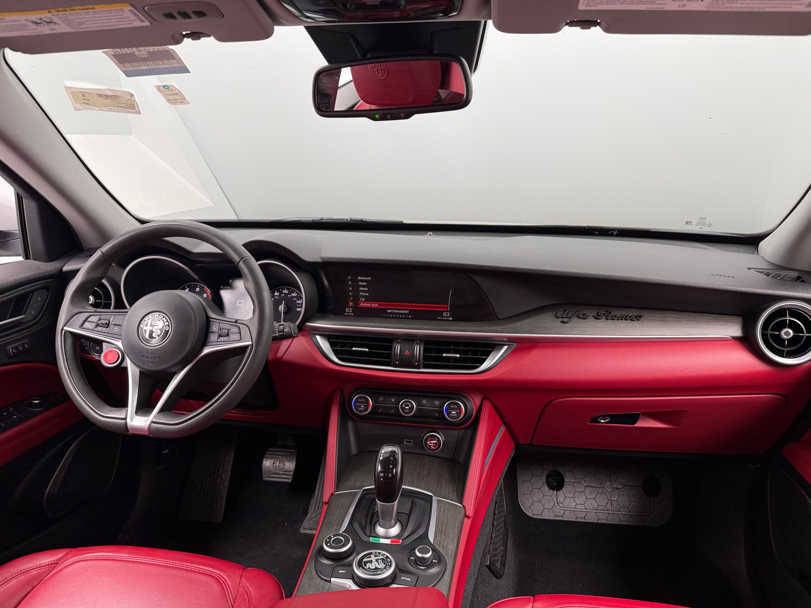 Thumbnail: 2019 Alfa Romeo Stelvio - 2