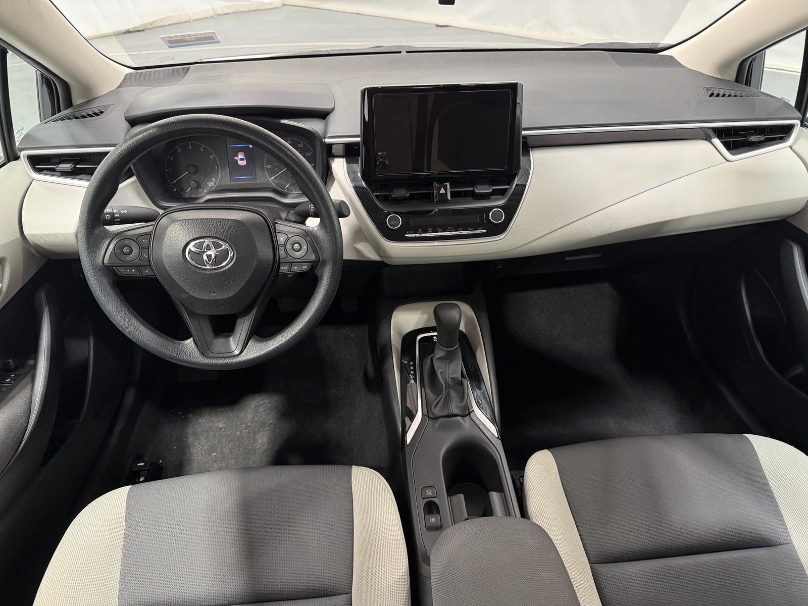 Thumbnail: 2025 Toyota Corolla - 3