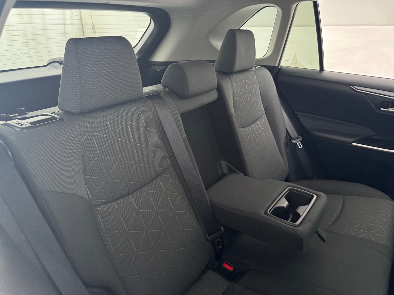 Thumbnail: 2022 Toyota RAV4 - 6