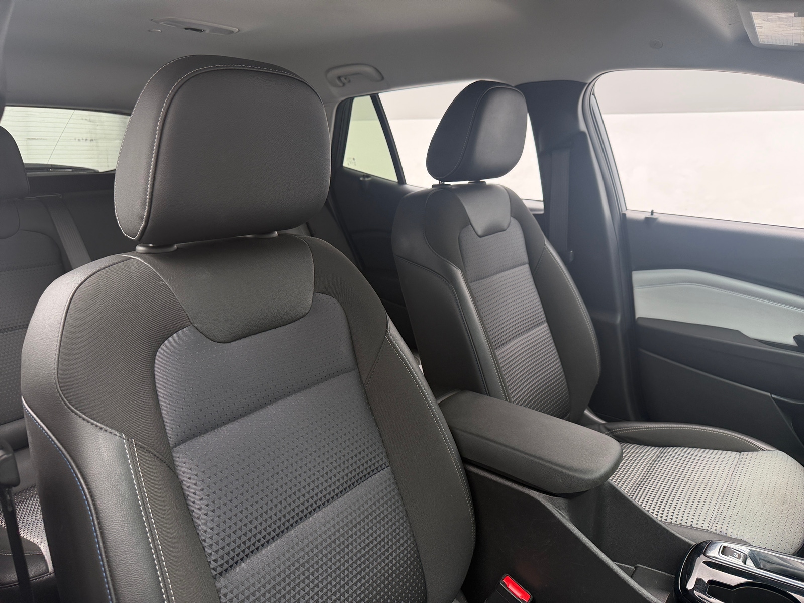 Thumbnail: 2025 Chevrolet Trax - 2