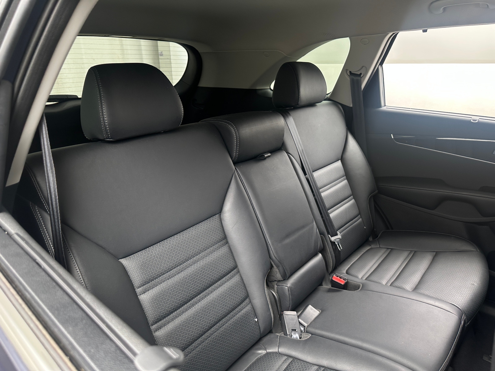 Thumbnail: 2018 Kia Sorento - 5