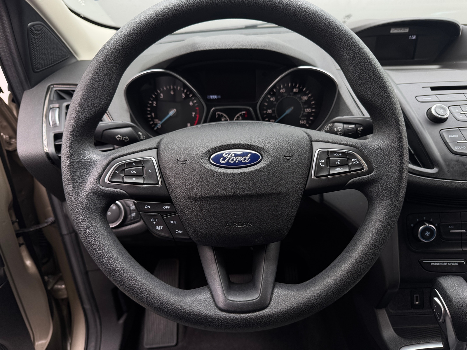 Thumbnail: 2017 Ford Escape - 5