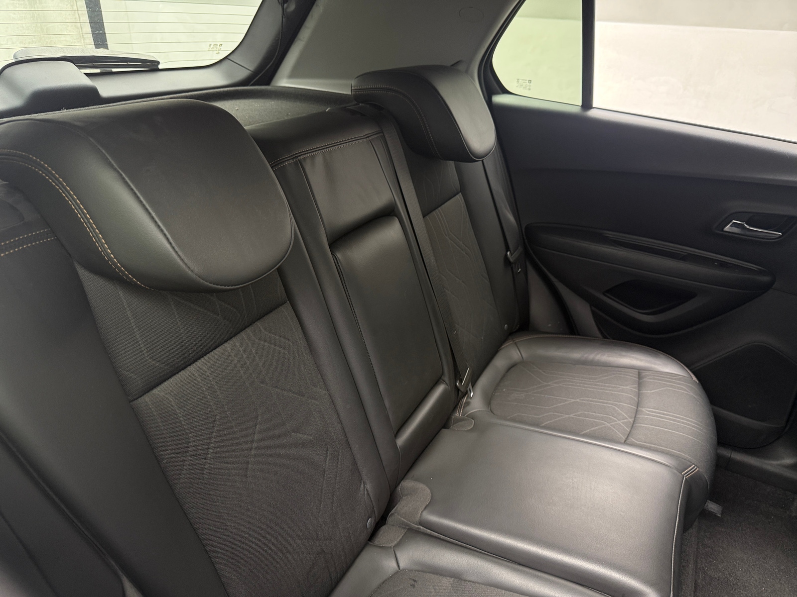 Thumbnail: 2022 Chevrolet Trax - 6