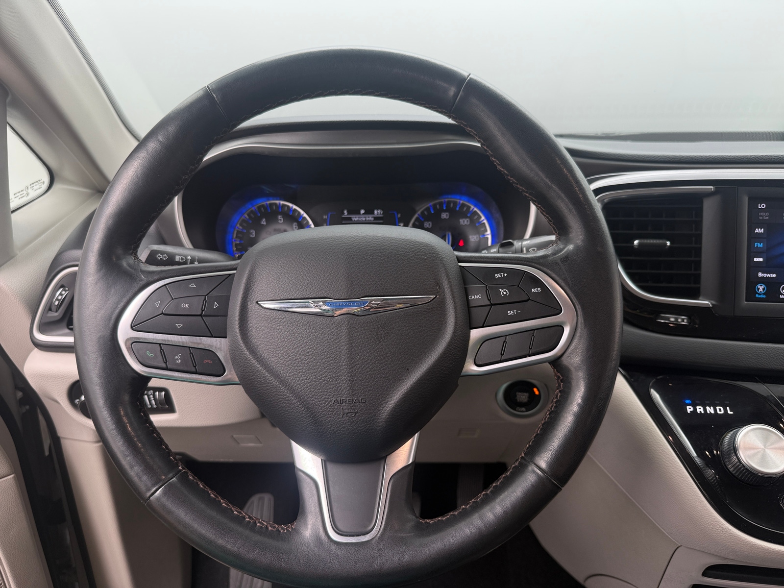 Thumbnail: 2020 Chrysler Pacifica - 4
