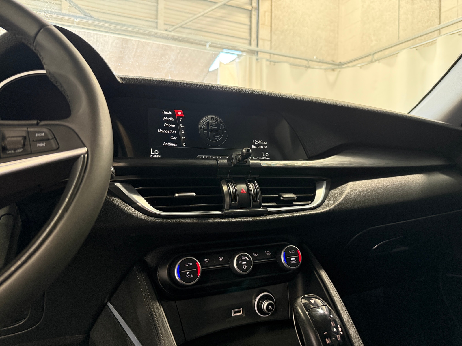 Thumbnail: 2018 Alfa Romeo Stelvio - 3